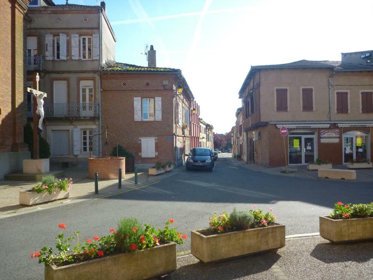 Au Coeur De Montastruc-La-Conseillere - Chambres D'Hotes Exterior photo
